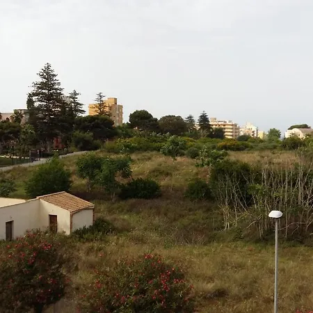 Mansarda Sulle Egadi Bed & Breakfast Marsala